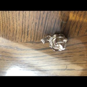 Silver rose pendant